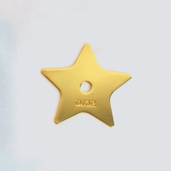 DIOR Holiday STAR decoration gold tone Excellent condition - Picture 5 of 5